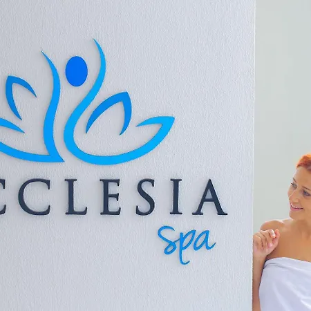 艾斯乐艾酒店 - 仅限成人（+14） 3*