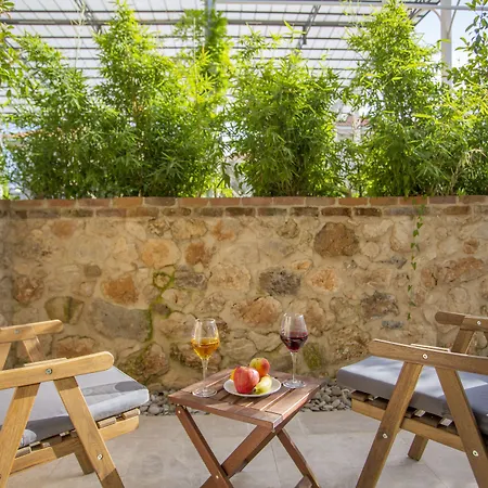 艾斯乐艾酒店 - 仅限成人（+14） 3*