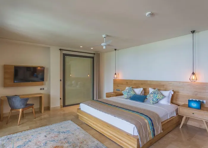 Ecclesia - Adult Only Hotell 3*